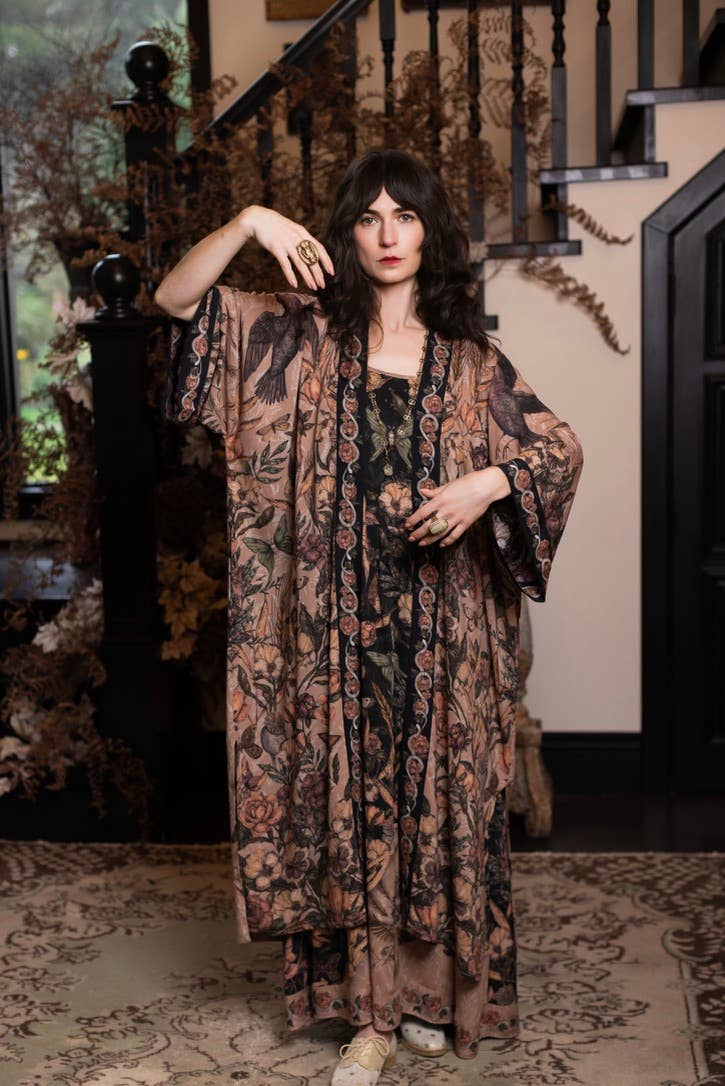 Momento Opera Duster Kimono Robe w/ Starling & Skull