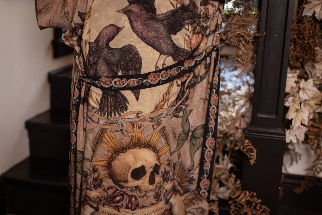 Momento Opera Duster Kimono Robe w/ Starling & Skull