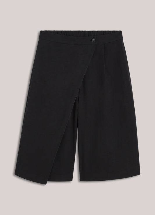 Bermuda Crossover Trousers