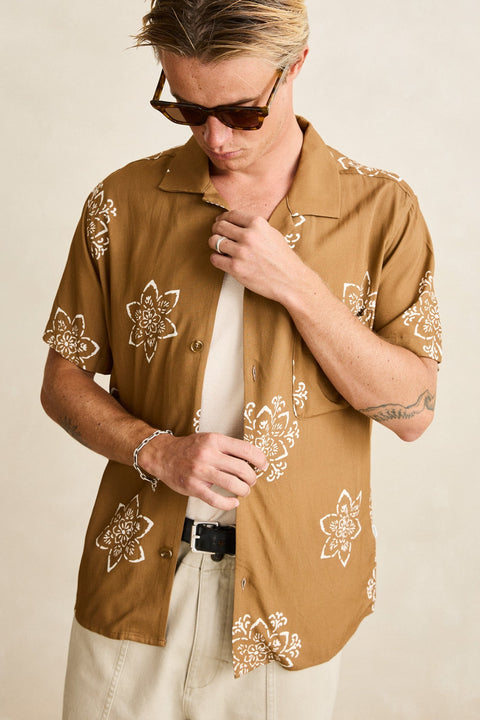 doily ss shirt