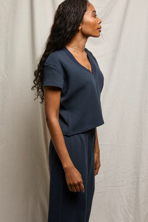 Jada - waffle vneck tee