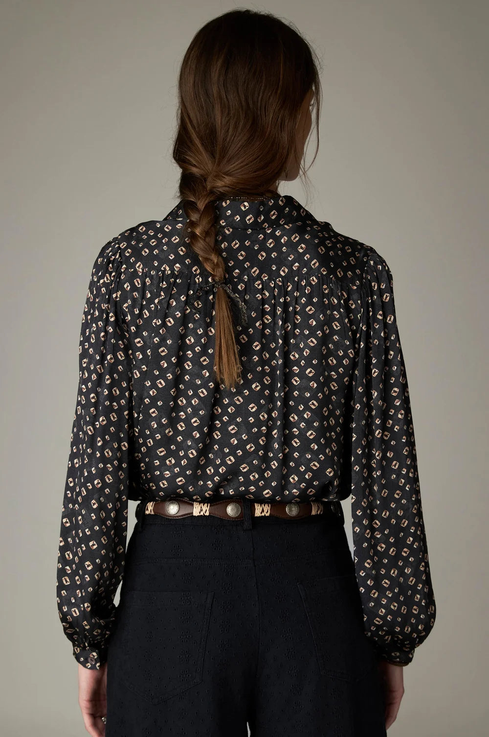 iris shirt