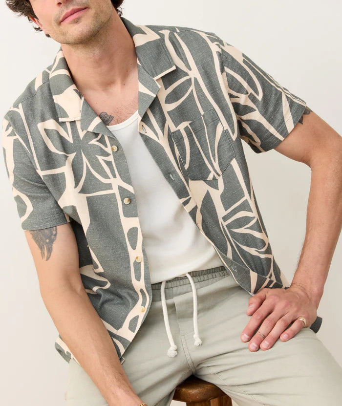 stretch selvage resort shirt - olive abstract palm