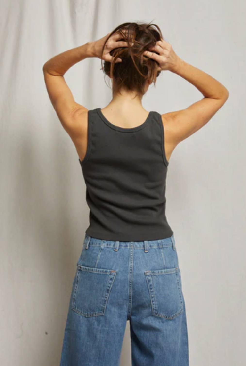 Maria Rib V Neck