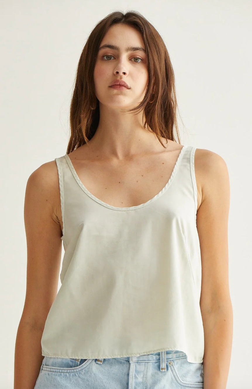Estelle Tank
