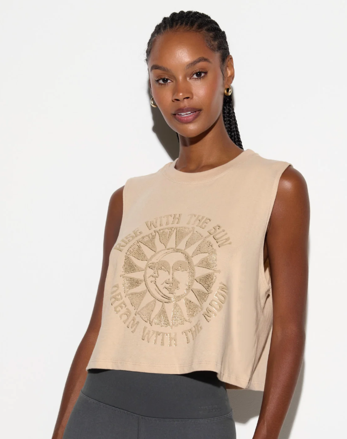 Rise Spirit Crop Shirt