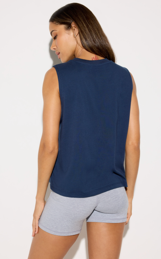 raised by waves vibe tank