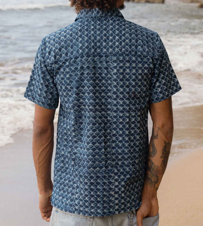 Indigo Scales - Mens Short Sleeve Button Down