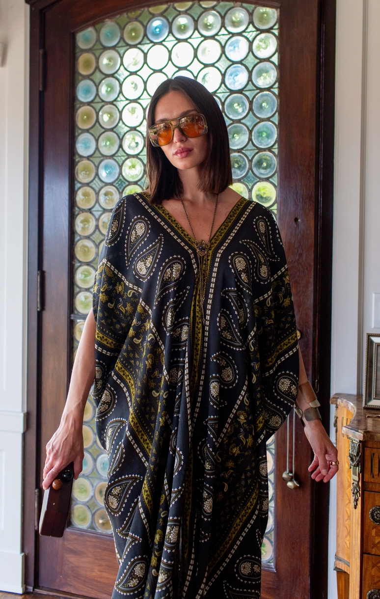 Caspian Caftan