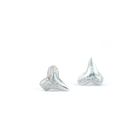 Shark Teeth Studs Silver