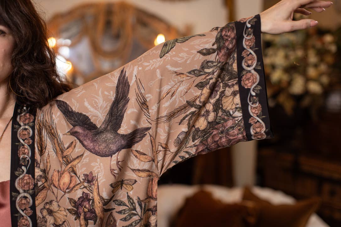 Momento Opera Duster Kimono Robe w/ Starling & Skull