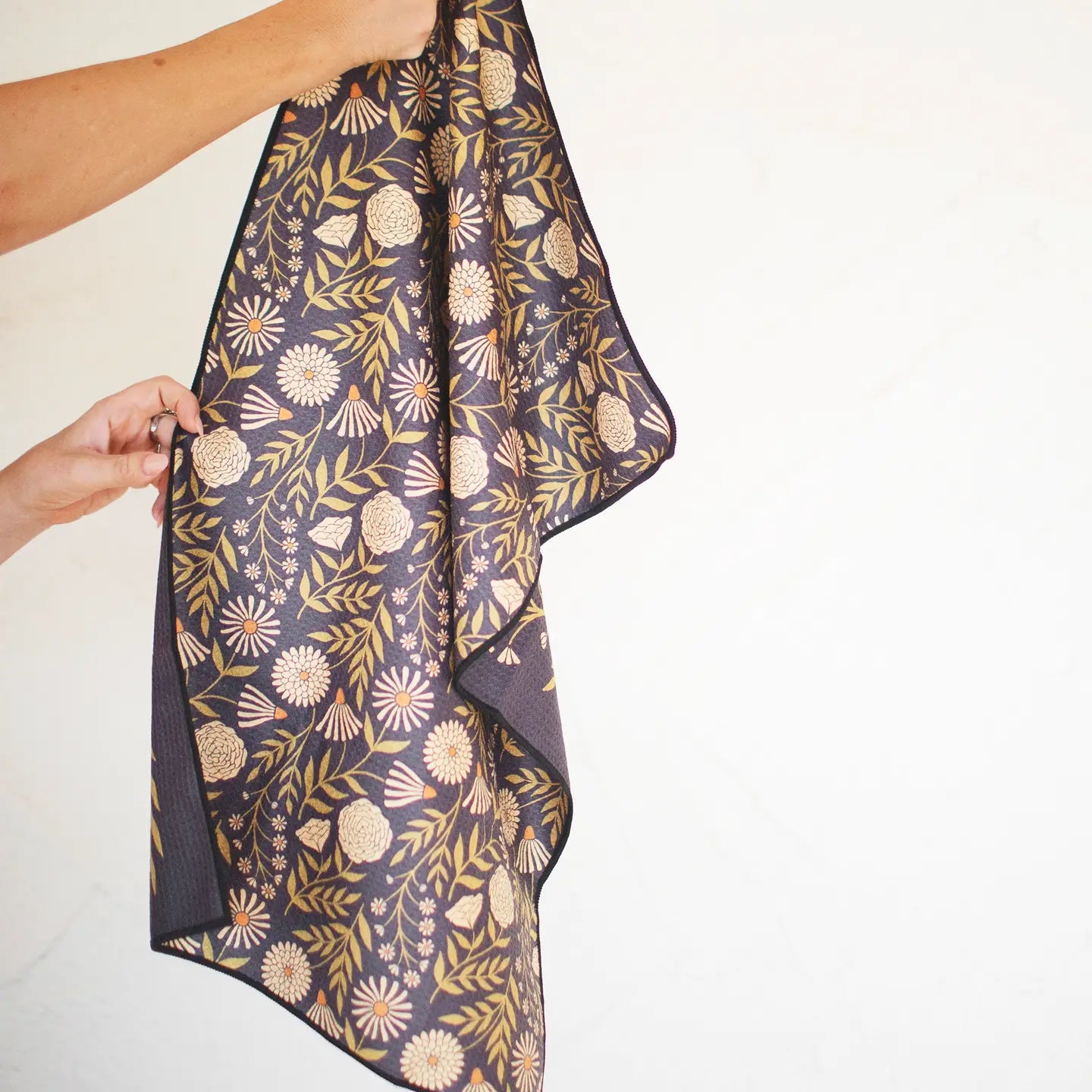 Kitchen Tea Towel ~ Quick Dry